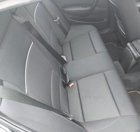 BMW Seria 1 cena 22900 przebieg: 304806, rok produkcji 2010 z Halinów małe 56